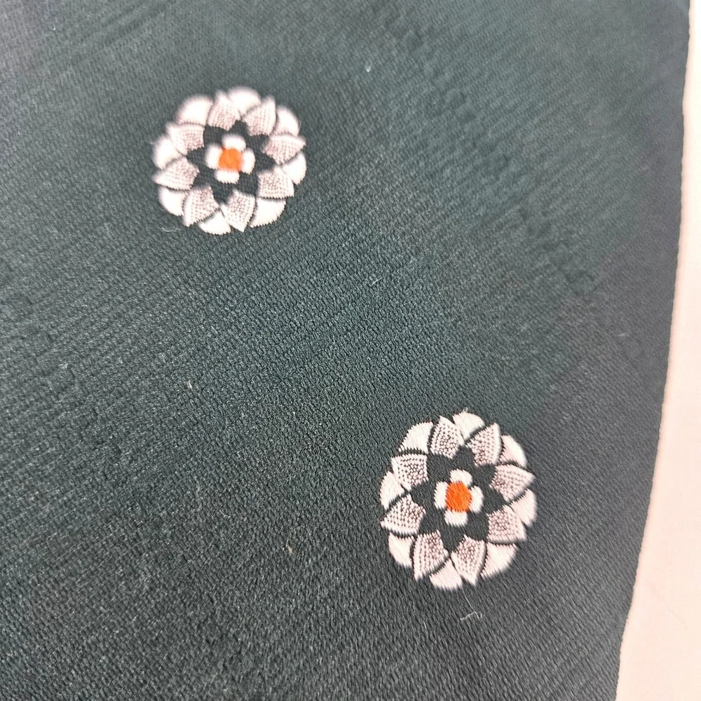 Vintage 70s‎ Disco Monsieur Cravat Tie Dark Green Floral Polyester Clip On USA